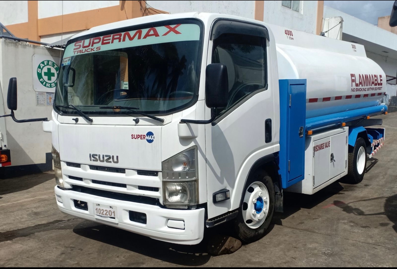 Fuel tanker trucks | Silang