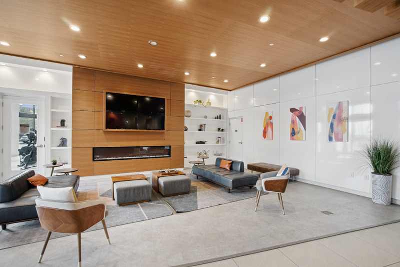 Flats at East Bank... - Flats at East Bank Apartments