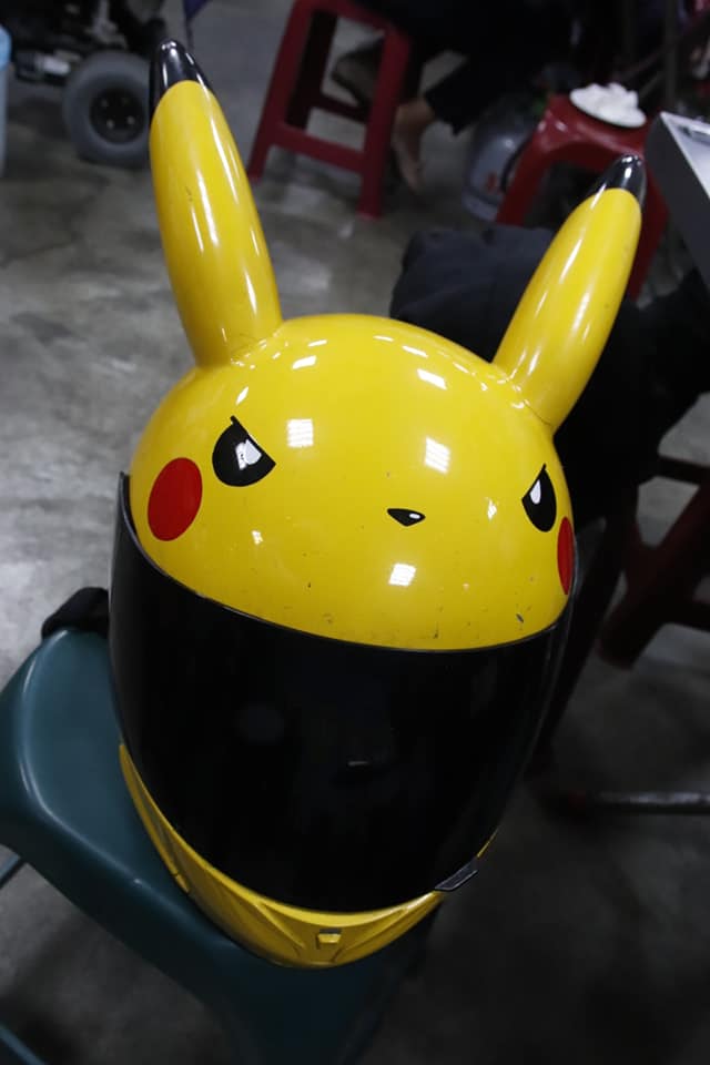 Carlson 承緯 皮卡丘安全帽cool Facebook