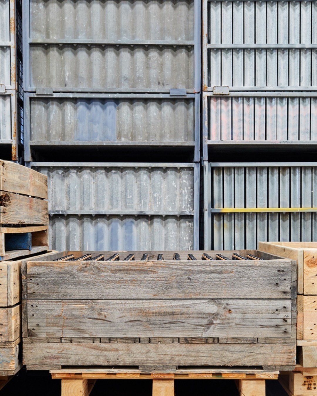 Australiancuveecentre - Apple crates, riddling crates, nelly bins ...
