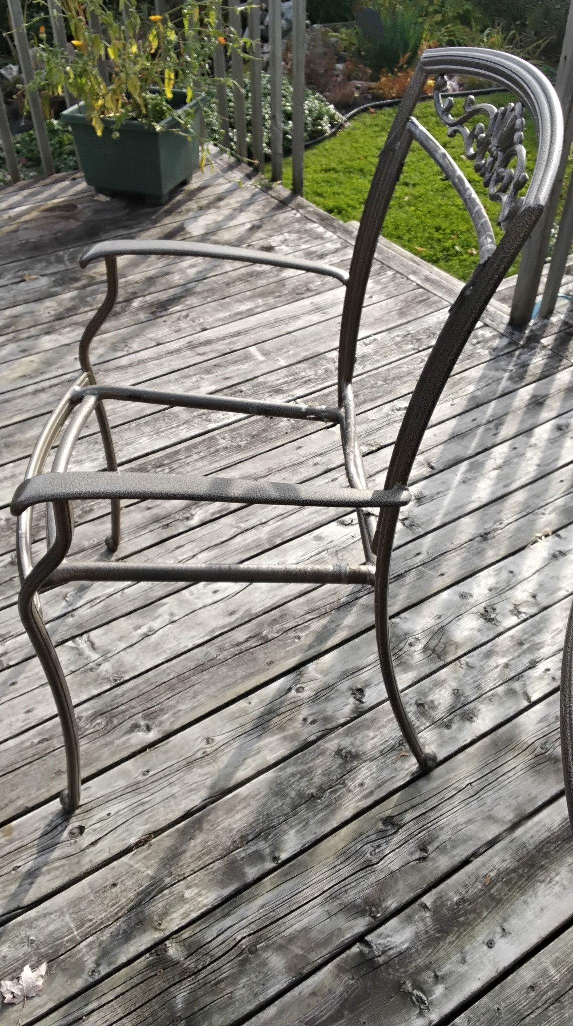 Chaise suspendue en rotin d'extérieur moderne Banc de patio en aluminium avec de