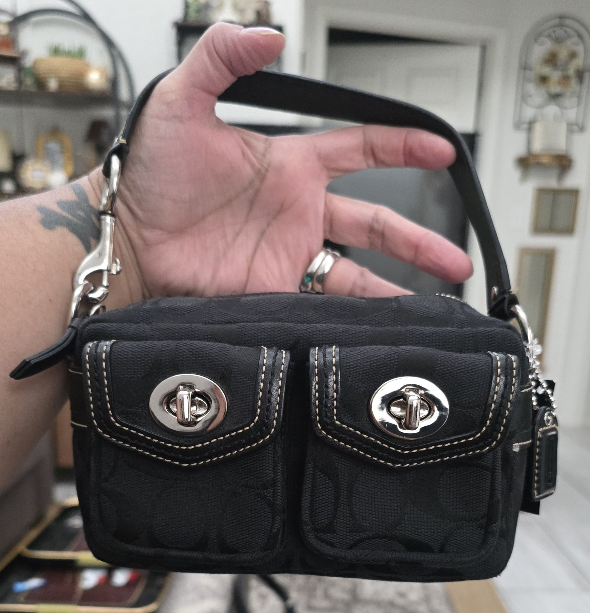 Identify vintage mini coach bag?