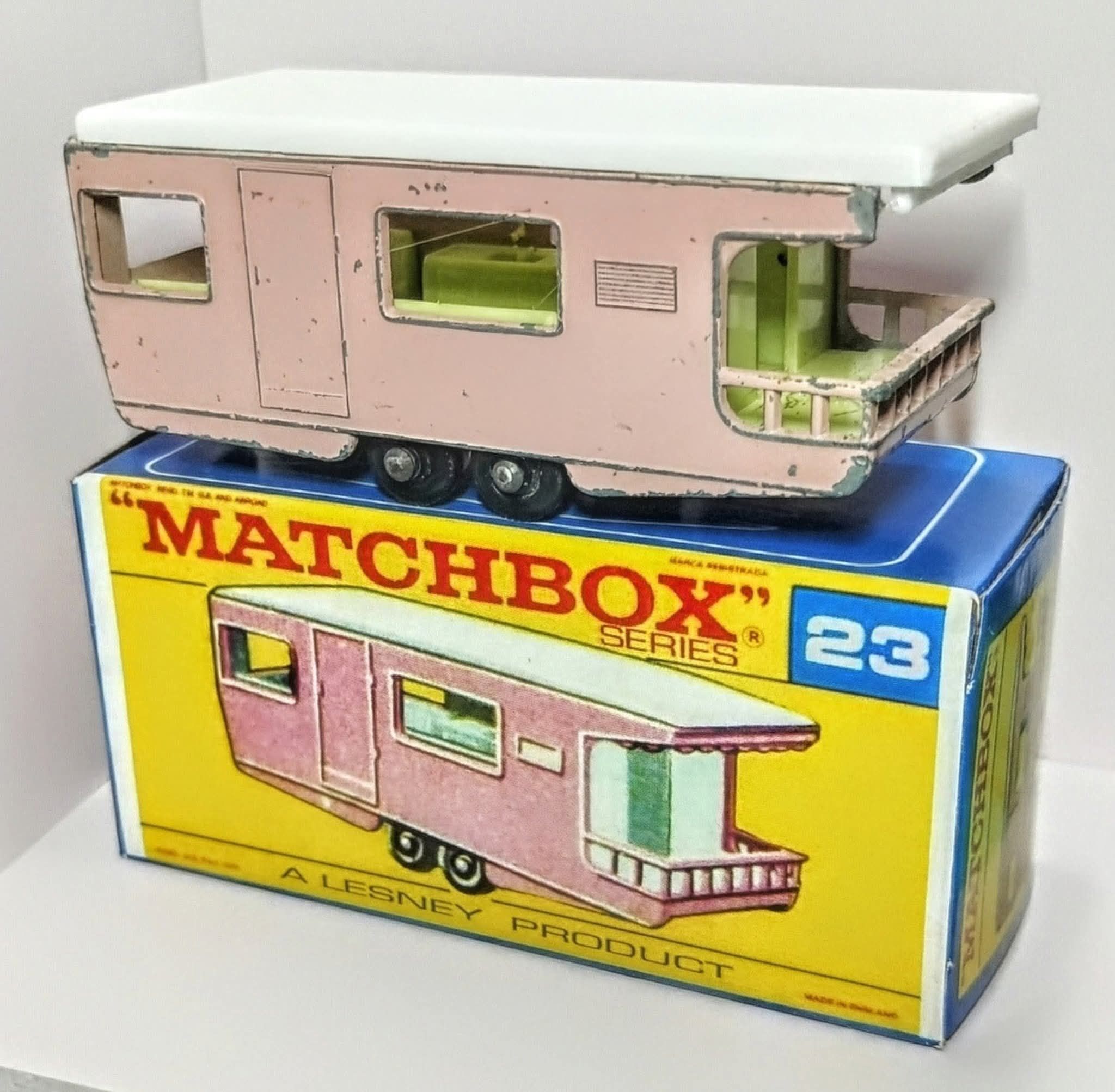 Lesney Matchbox 23a Berkeley Cavalier Caravan model
