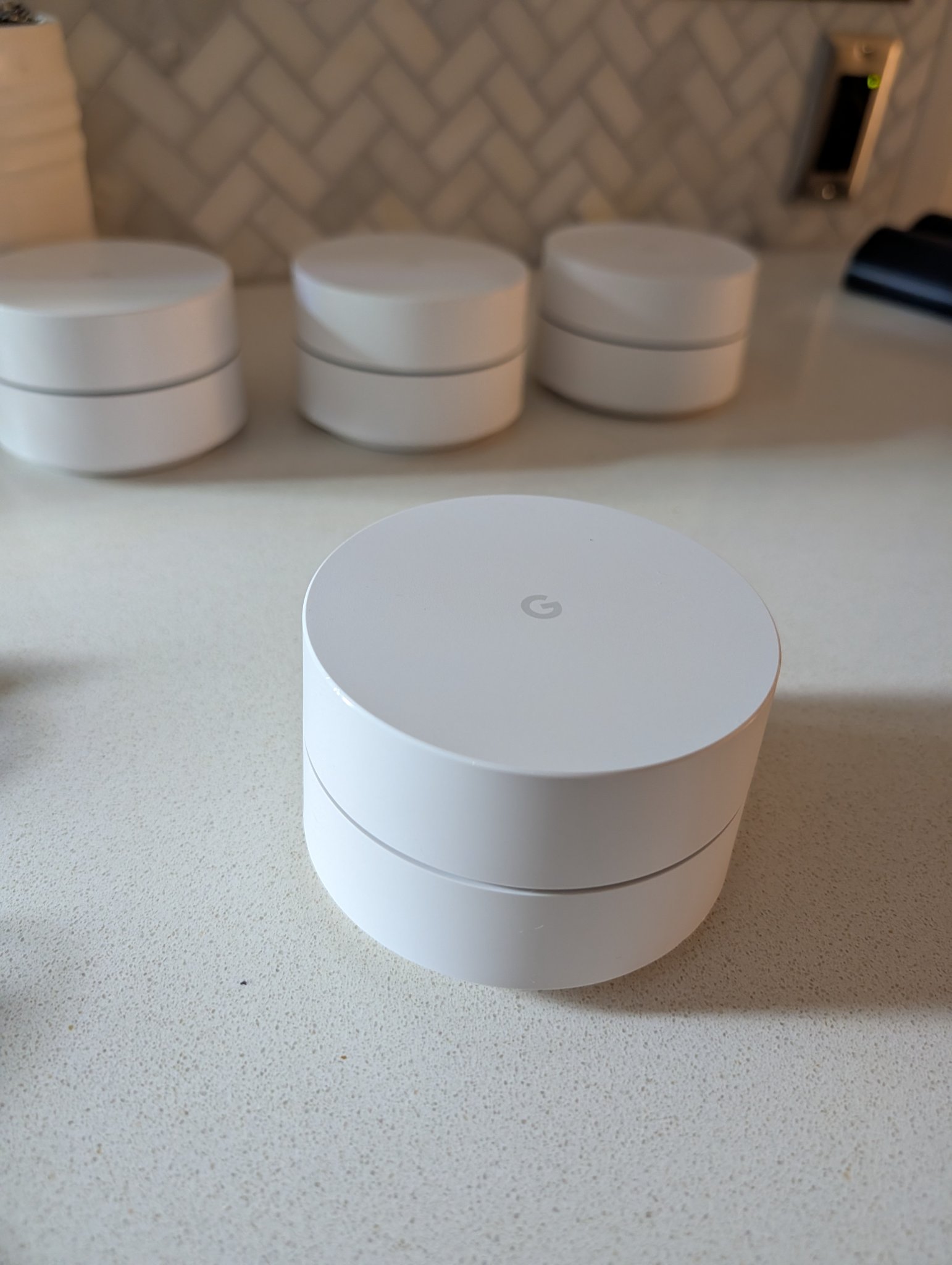 Google Wifi Mesh Router Pucks 4-pack - Bridges & Routers - Redmond ...