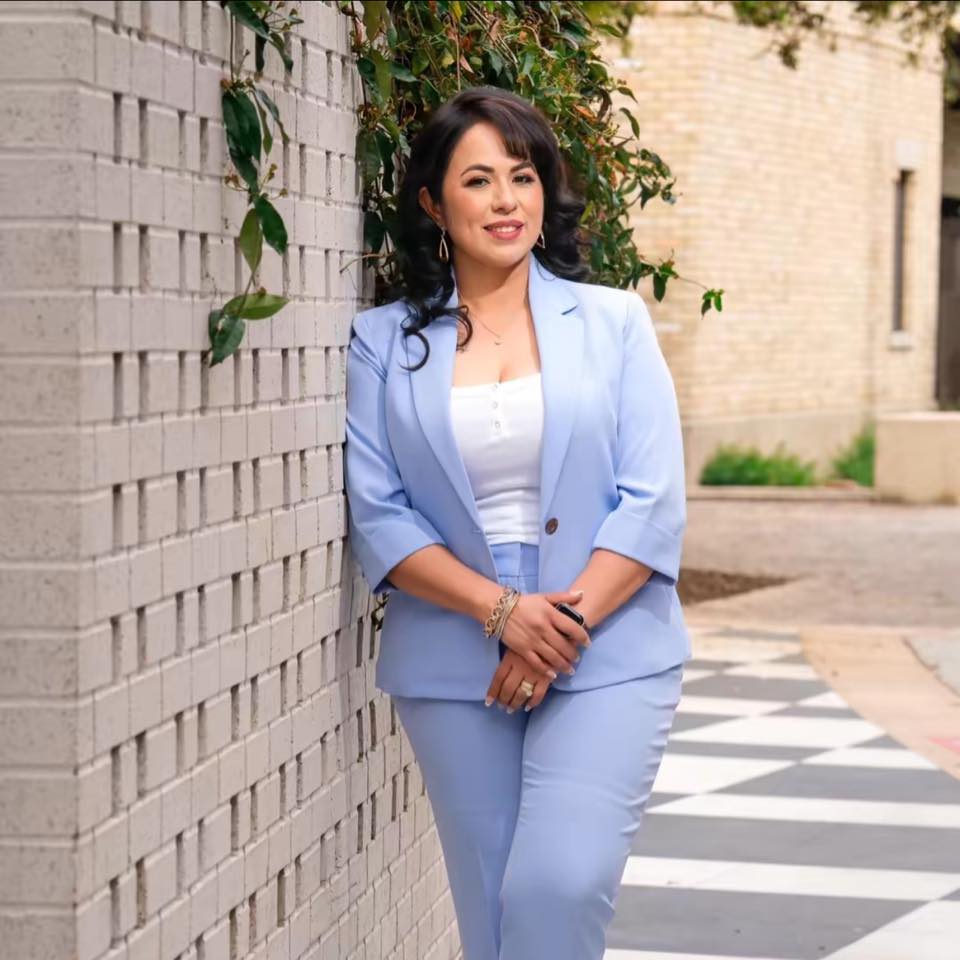 Maria B Ramirez