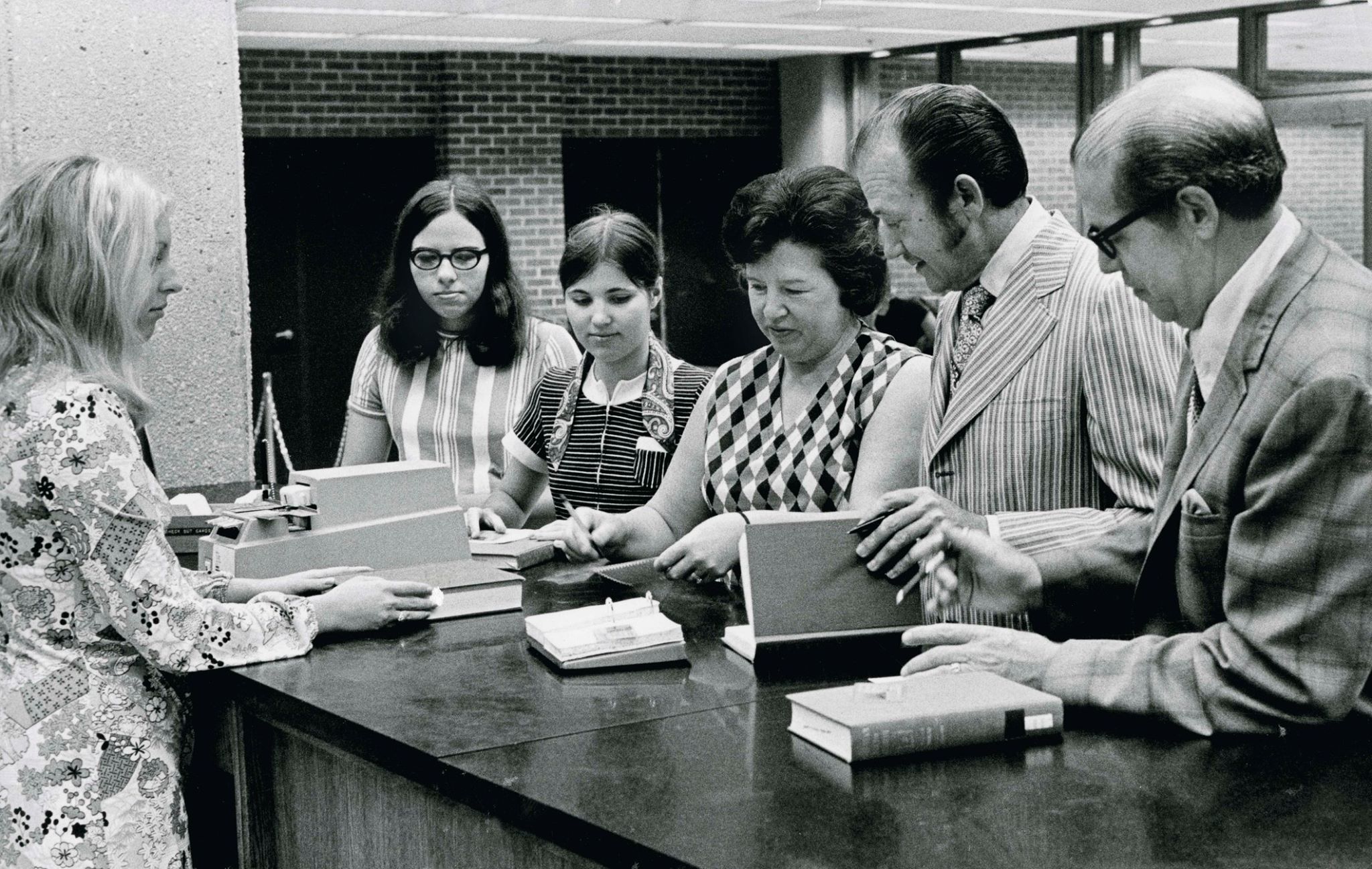 Check out the newly-updated digital... - UW-Parkside Library | Facebook