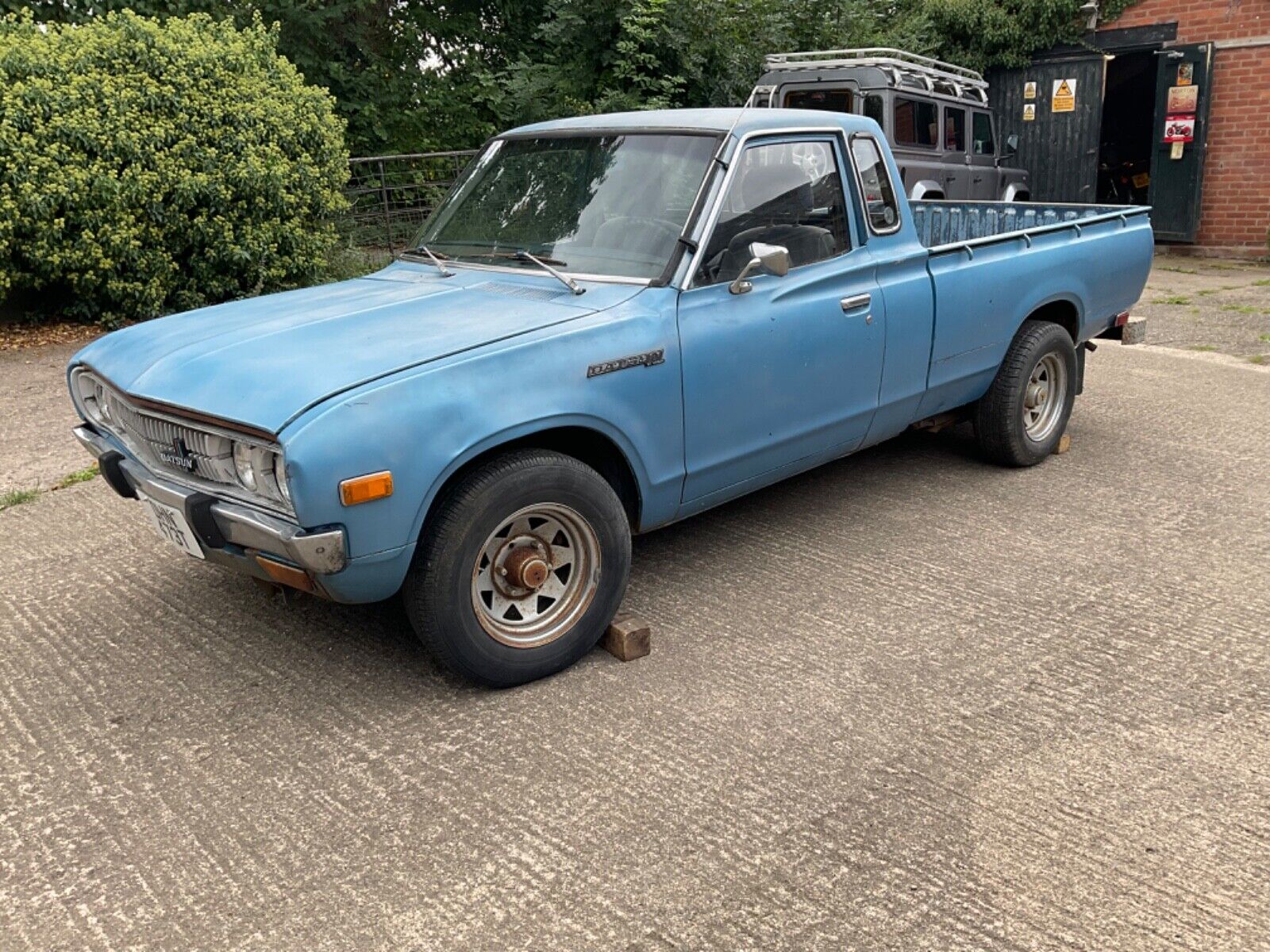 Where to find anchor arm assembly for 1978 Datsun 620 in UK?
