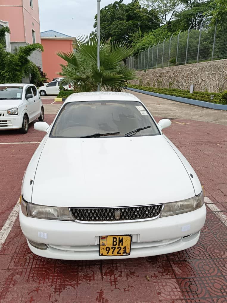 Toyota chaser very smart and clean engine and gearbox intact valid