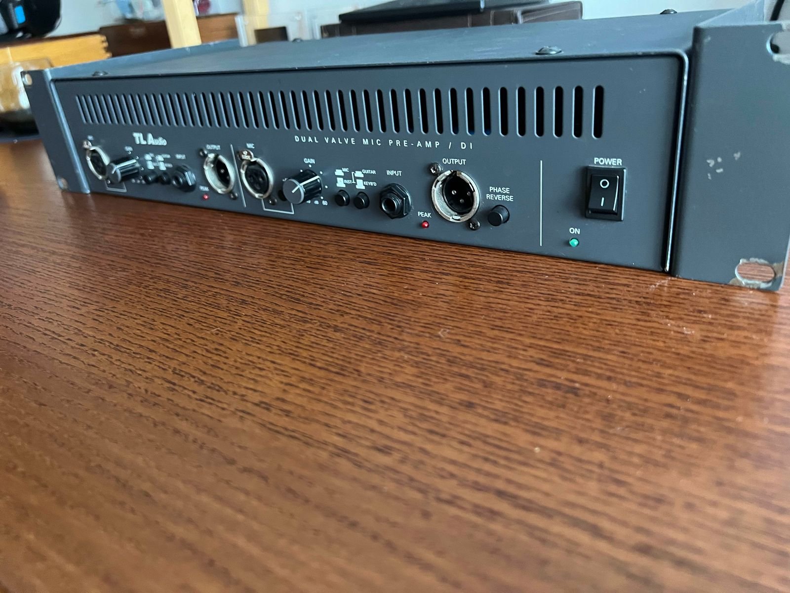 TL Audio PA-2 Dual Valve Mic Preamp & DI – 2-Channel Vintage Valve Unit ...