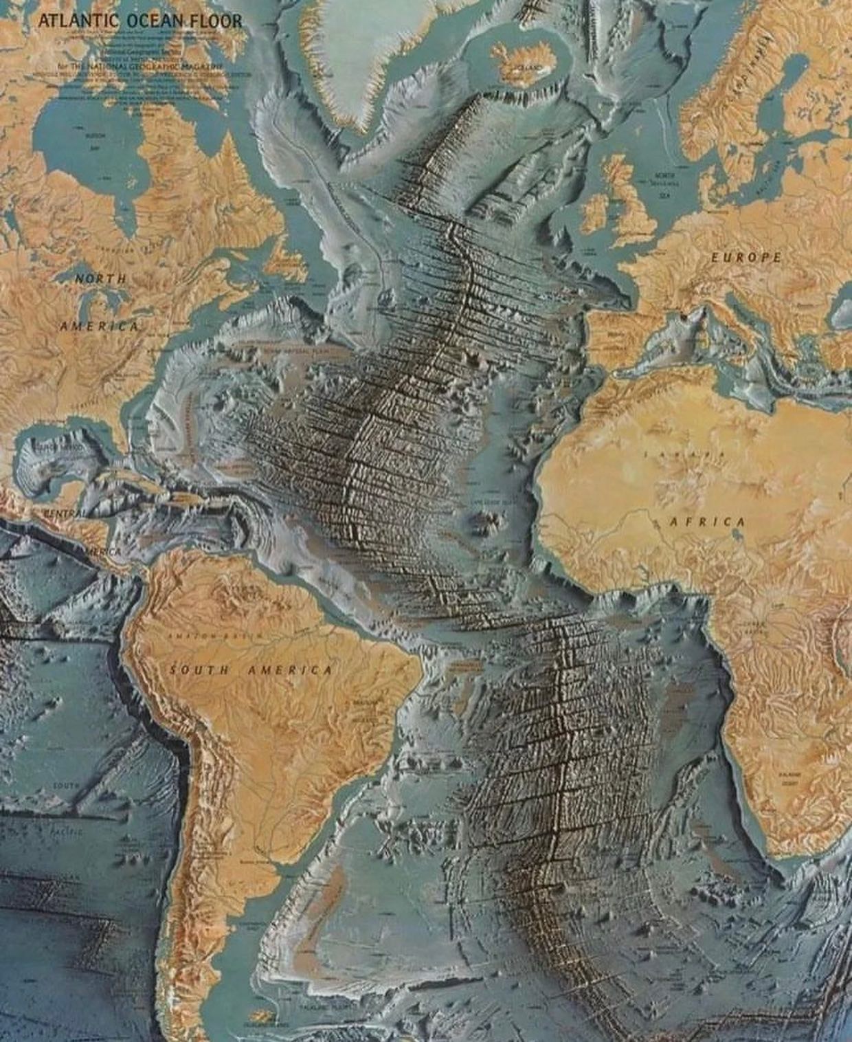 geologylife - Mid-atlantic ridge 🤩 The Mid-Atlantic Ridge...