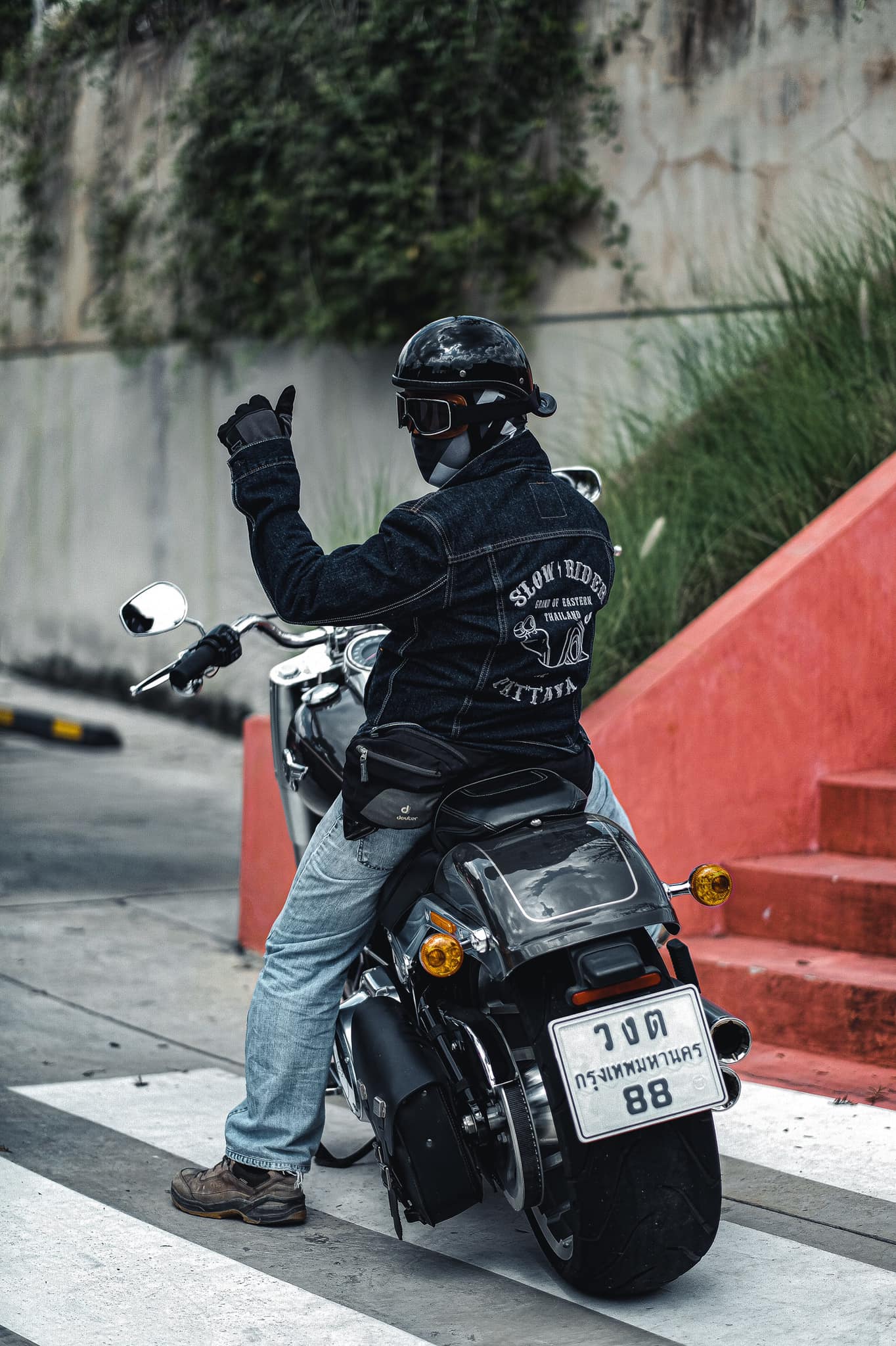 SLOW RIDER