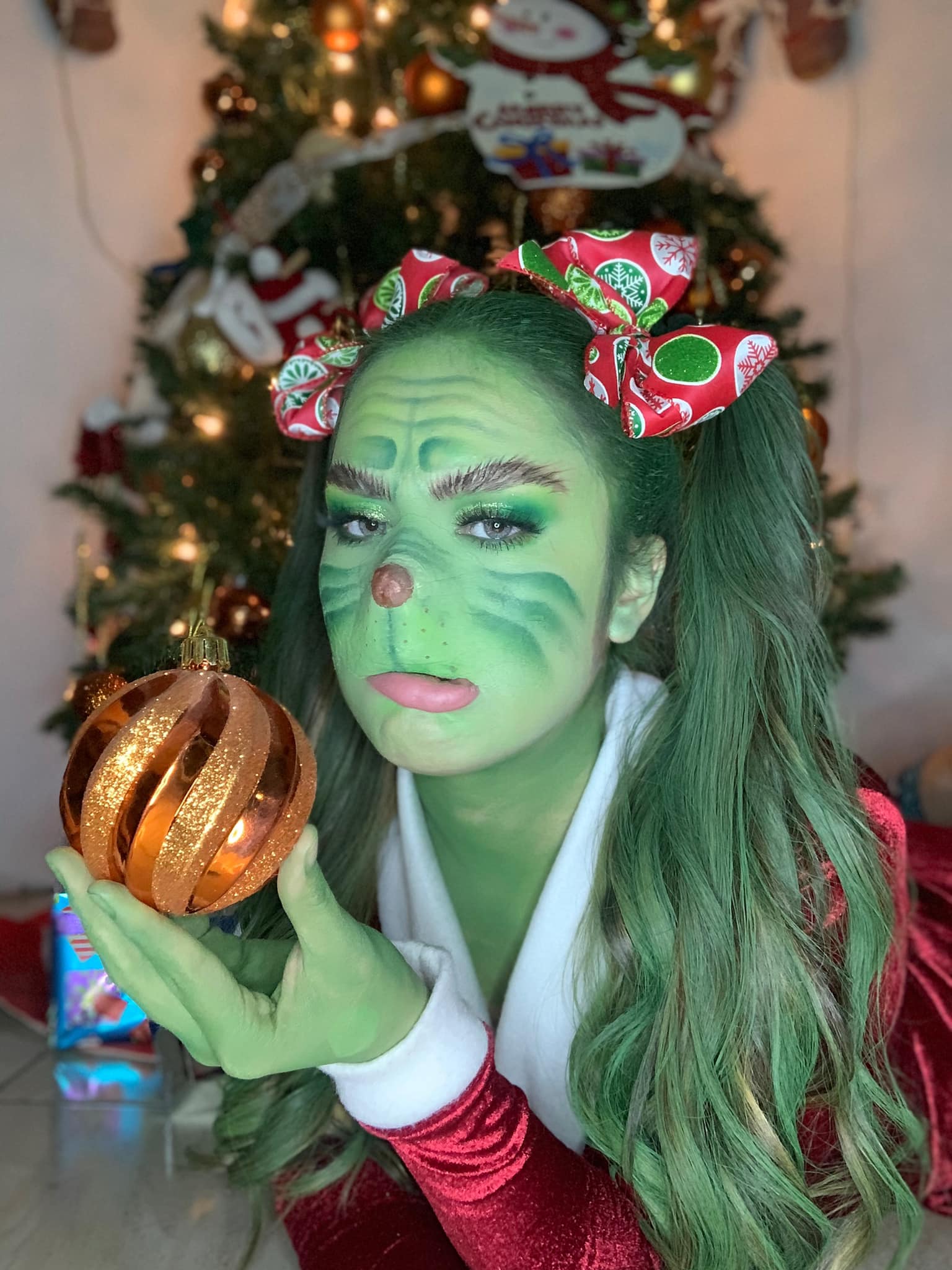 ednnasaenz - ⒼⓇⒾⓃⒸⒽ 🎄 . . 🎄 Si te gusto este maquillaje...