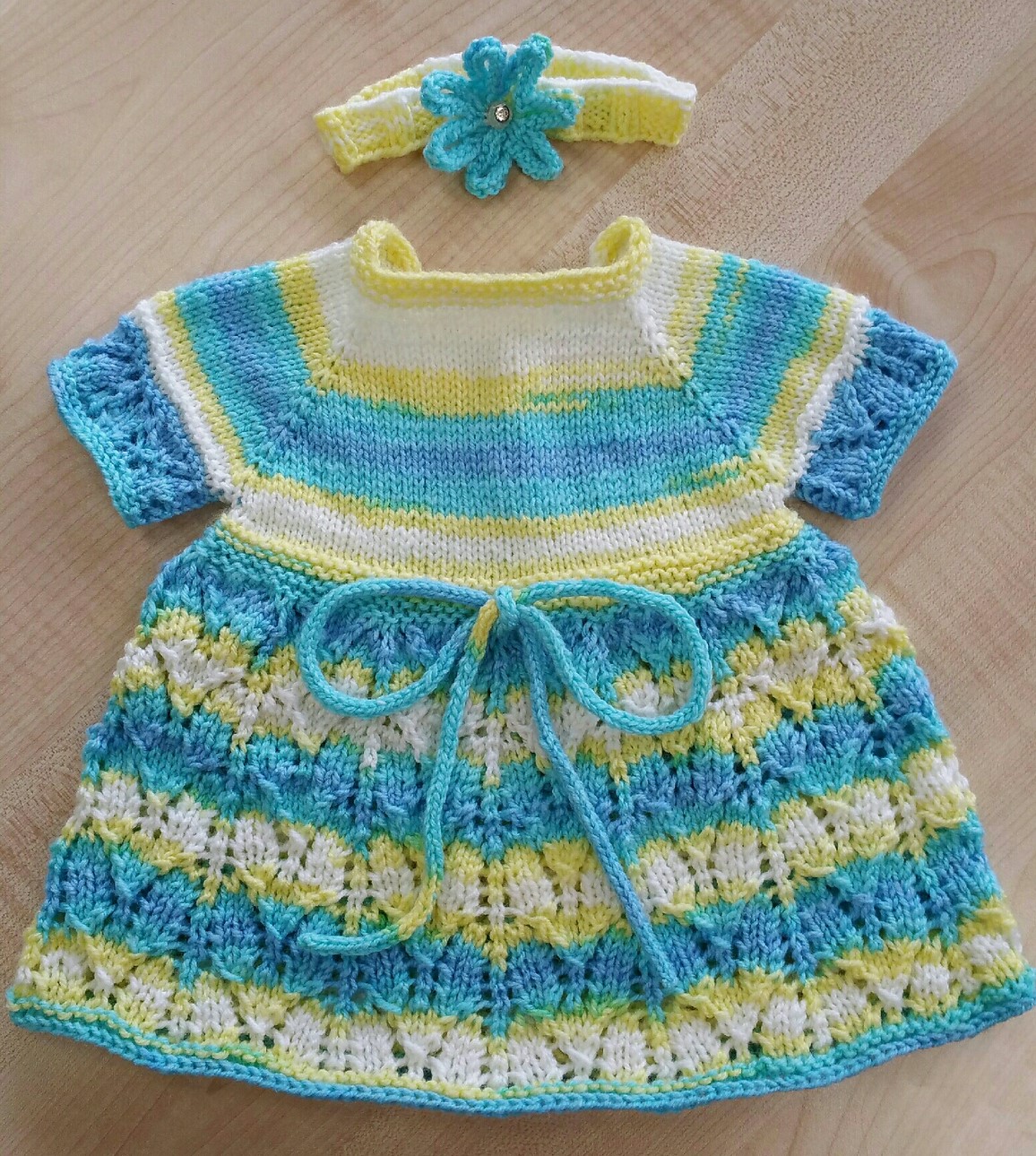paulina dress knitting pattern Papallona Baby Free Baby knitting