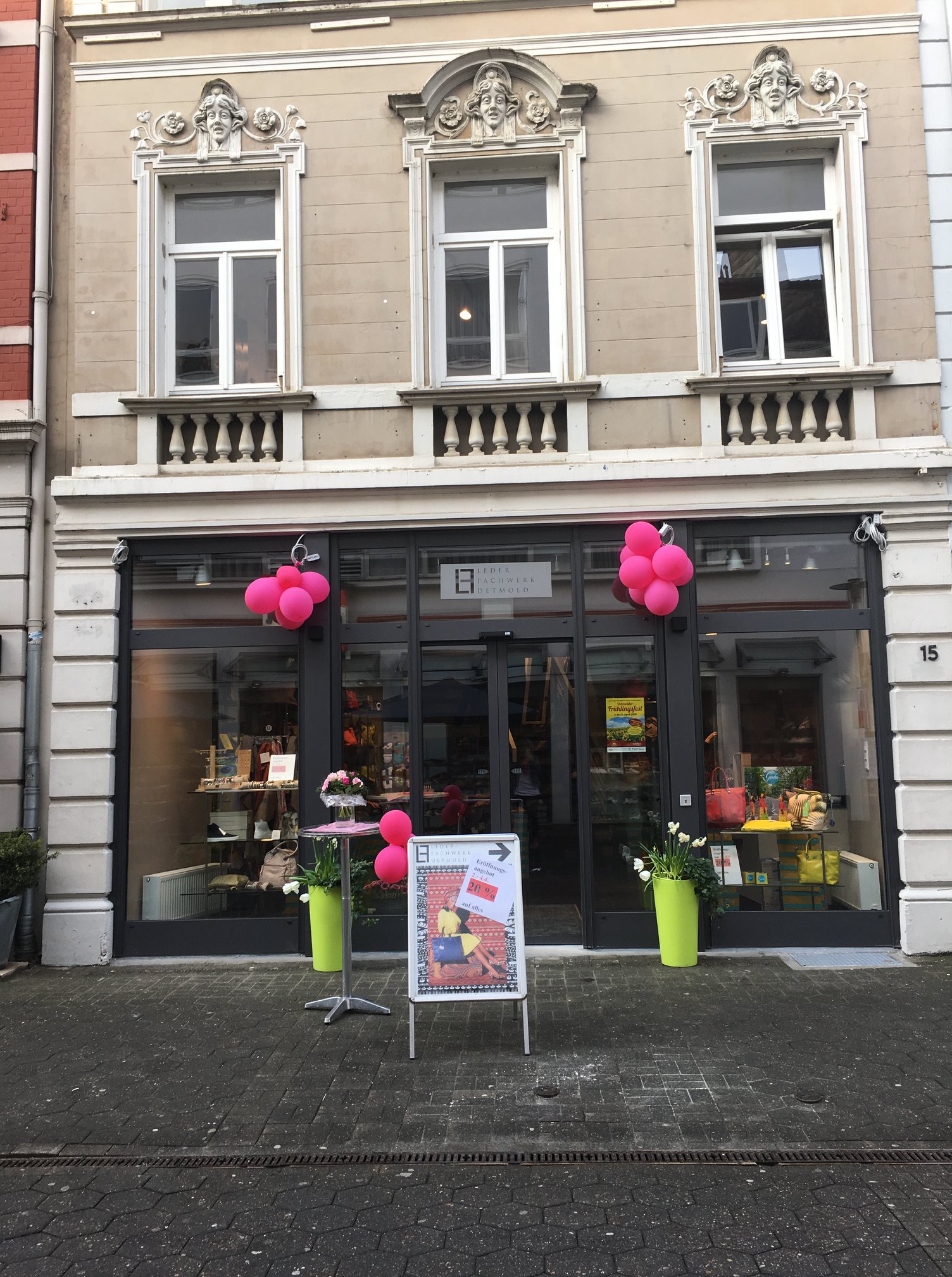 📦WIR SIND UMGEZOGEN!📦 Ab sofort findet Ihr uns in der Bruchstraße 15 (schräg gegenüber von Butlers, keine 30 Sek. Fußweg vom Marktplatz). Kommt doch mal vorbei und schaut euch unsere neuen interess