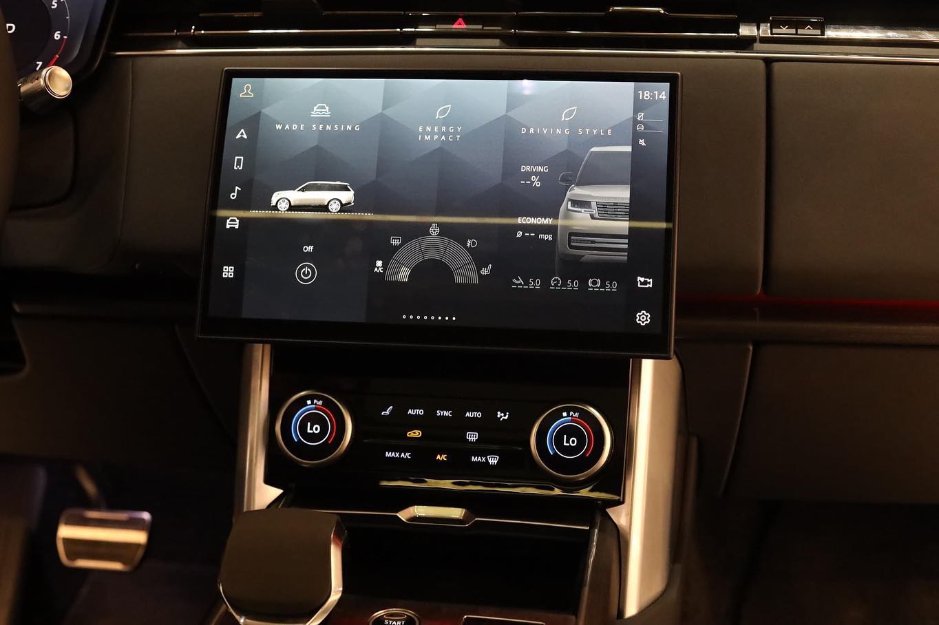 The Pivi Pro 13.1” touch screen on the... - RANGE ROVER OWNER | Facebook
