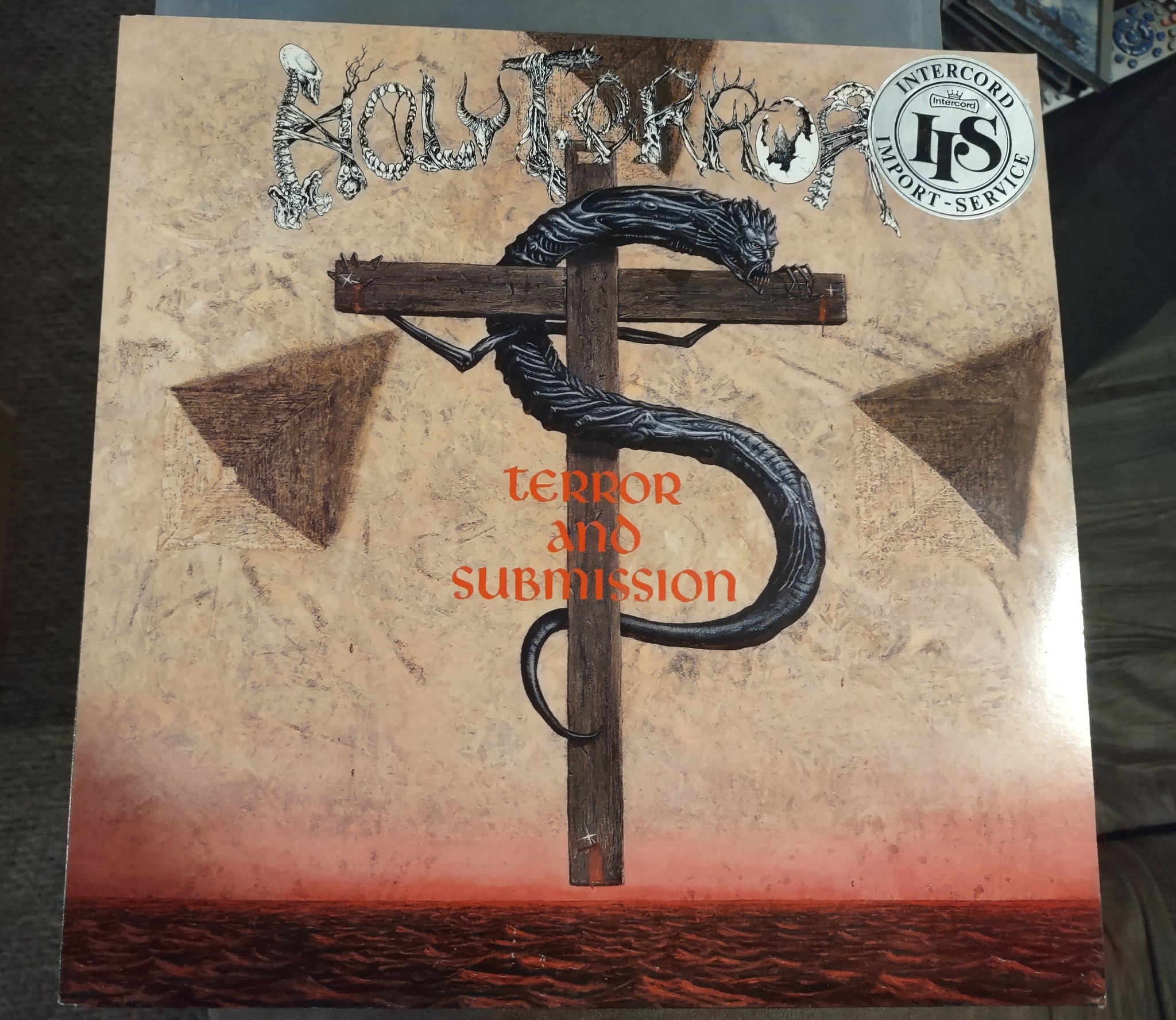 Holy Terror 'Terror and Submission' АУРЮР tERROR and SUBMI