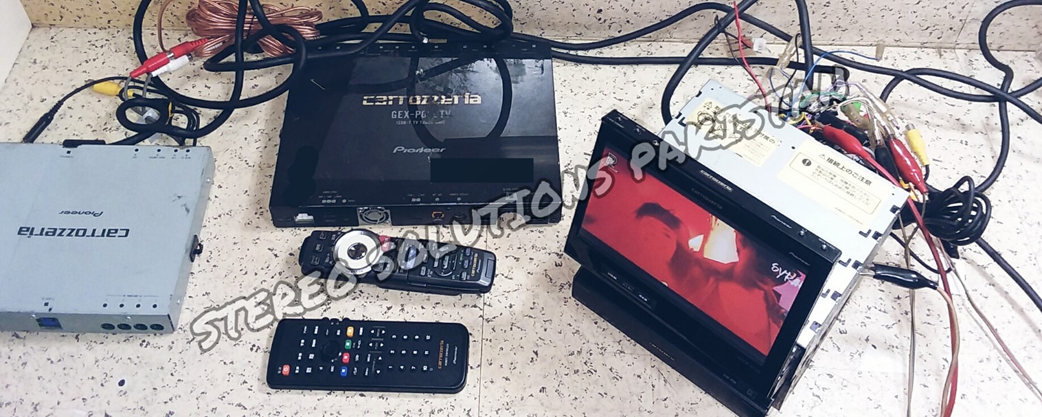Pioneer carrozzeria Japanese 5.1 DVD Player AVIC-VH009MD available 