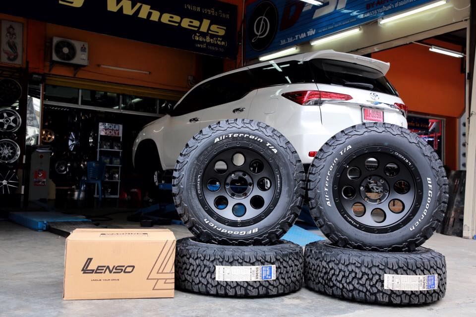 NEW FORTUNER จัดจบๆ เเนวลุย >> LENSO MAX-1 ขอบ18 กว้าง9 ออฟ0 >> ยาง ...