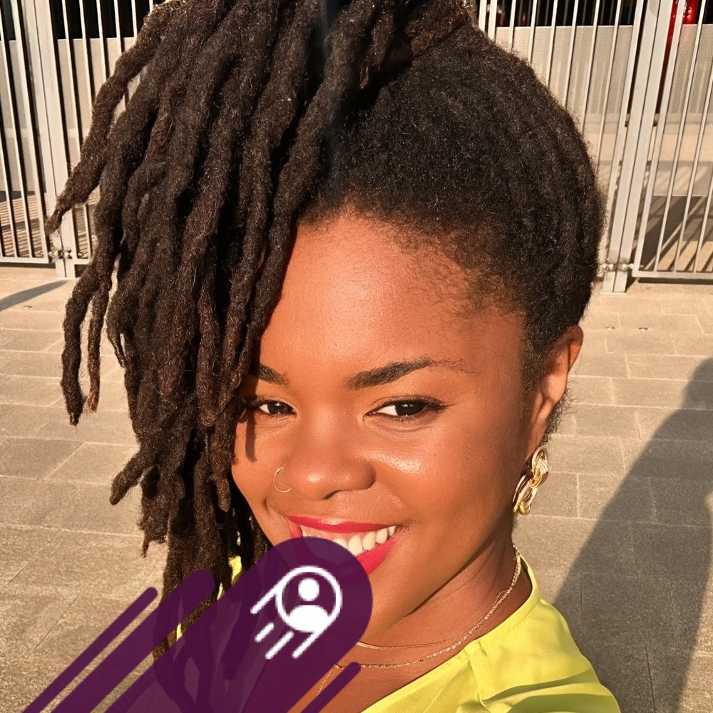 Author N'dia Rae