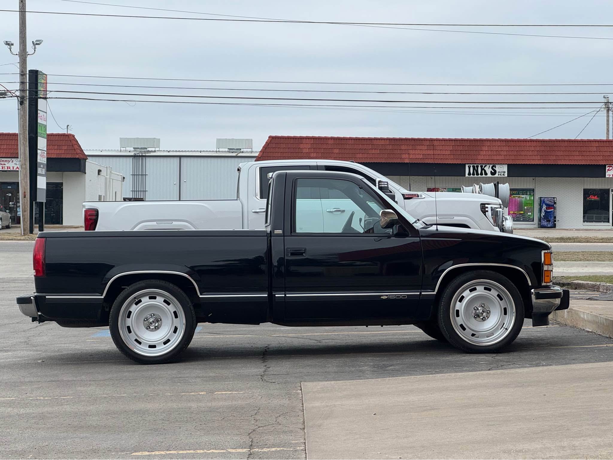 22” US MAG SCOTTSDALE WHEELS & NEW TIRES!! 5x5 OBS Silverado,Cheyenne ...
