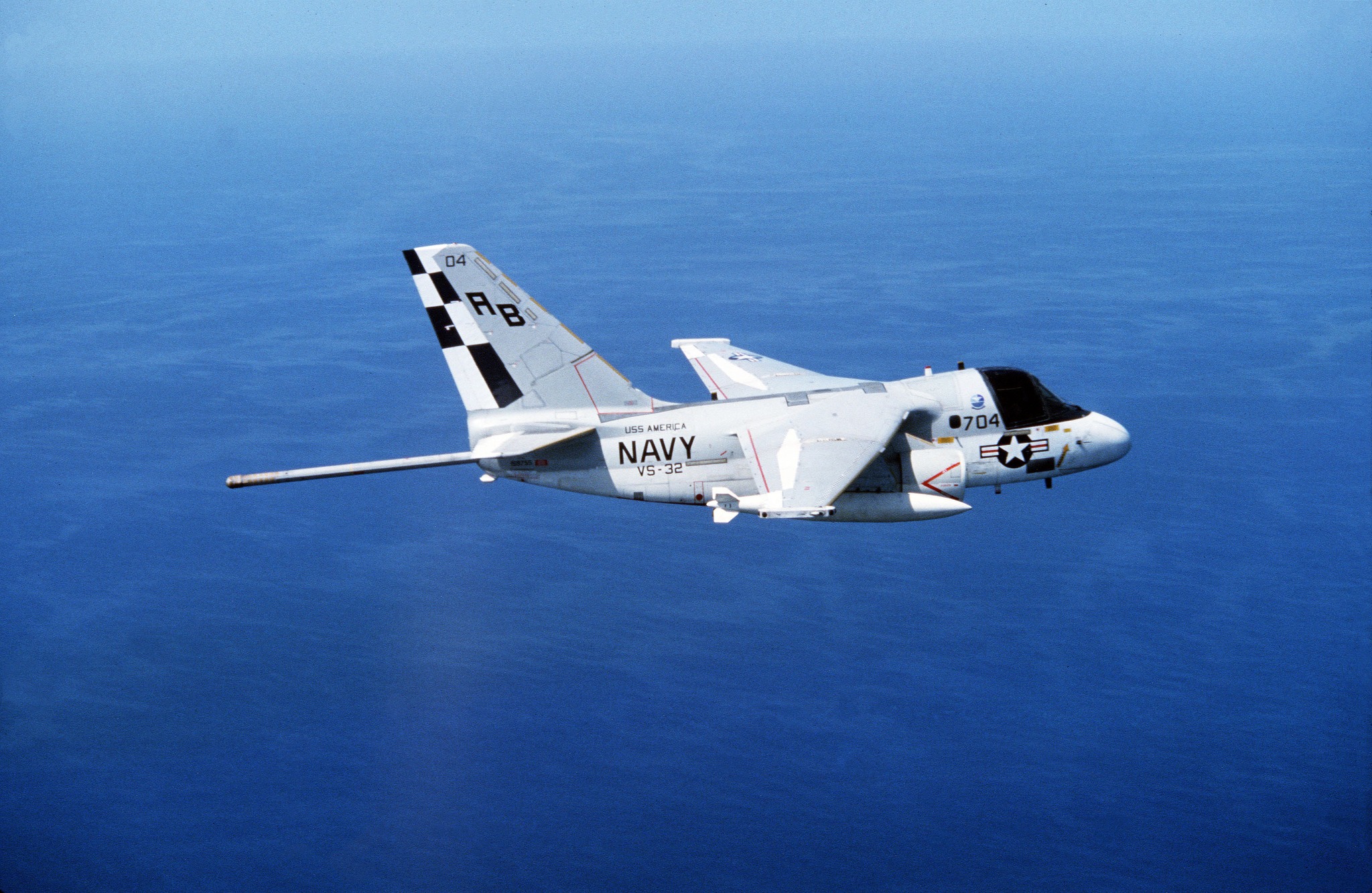 Lockheed S-3 Viking on USS Midway