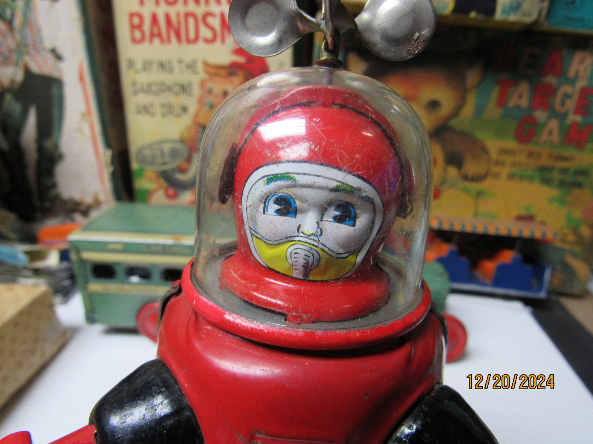 Moon Explorer 1962 Tin Astronaut Crank Type Friction Working Japan
