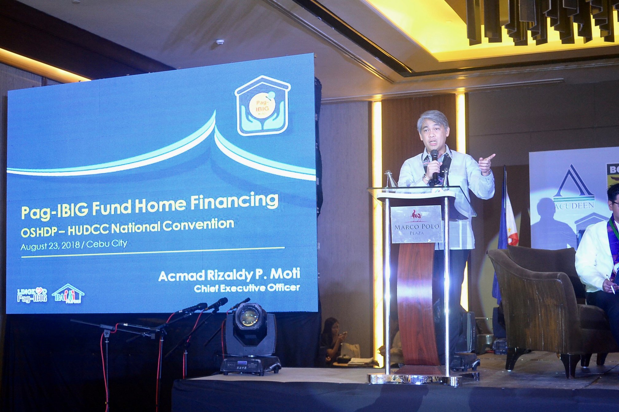 Earlier today. Pag-IBIG Fund Chief... - Pag-IBIG Fund (HDMF) | Facebook