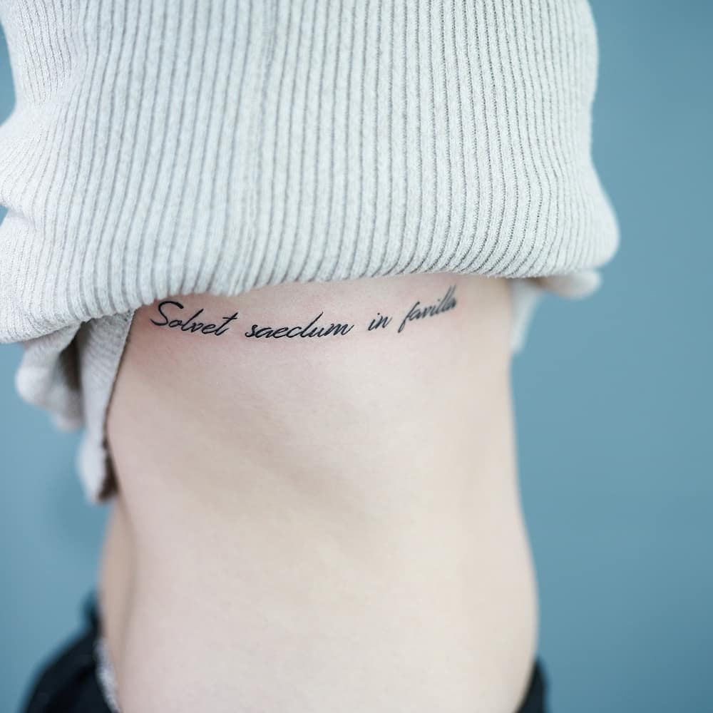 Lettering tattoo 가슴밑 옆구리 레터링 . .... - 울산타투 레이븐타투 ulsan tattoo | Facebook