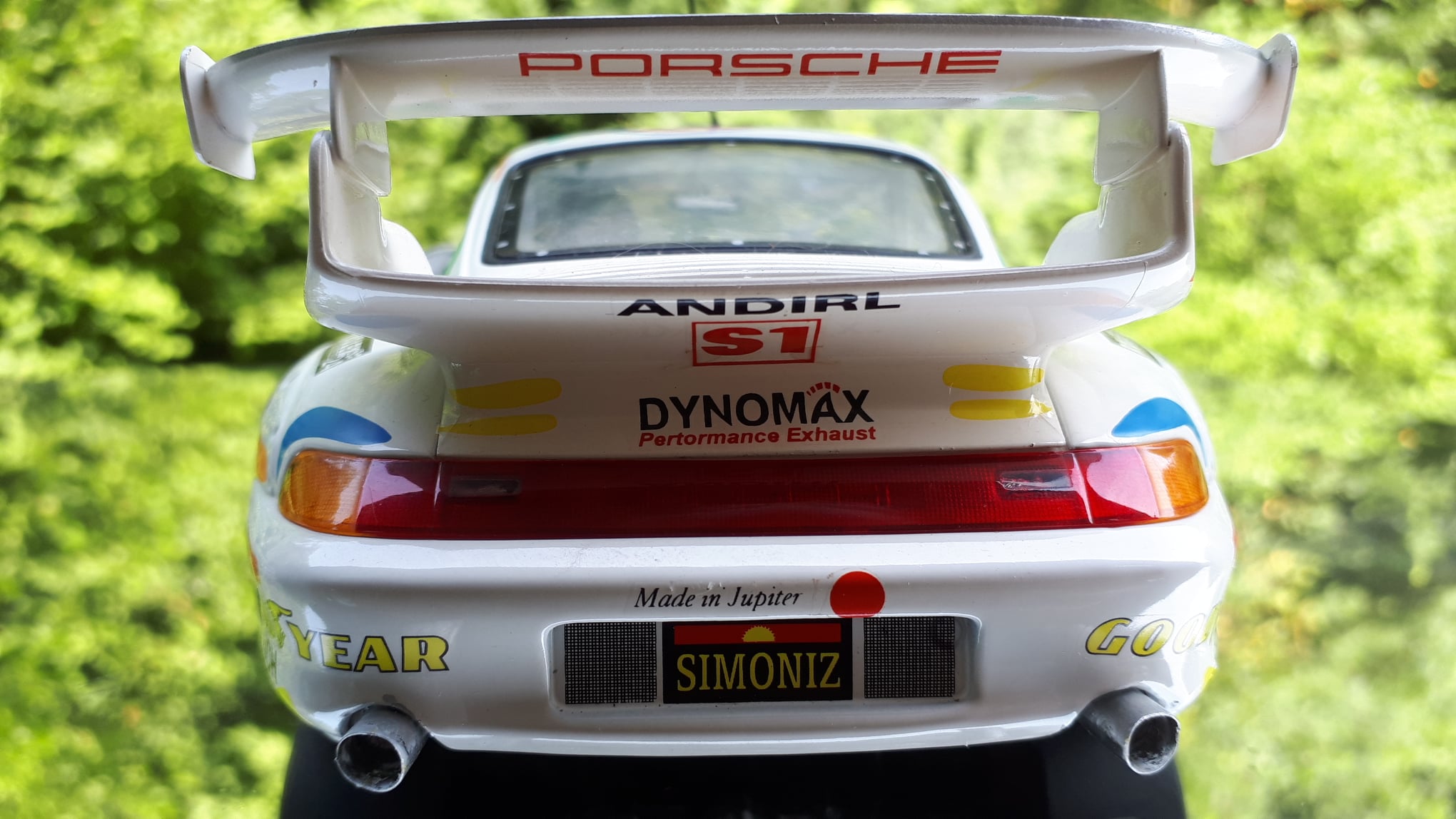 GT2. SN WPOZZZ99STZ393062. DNF 24 H DAYTONA 1996. Scale 1/18 UT