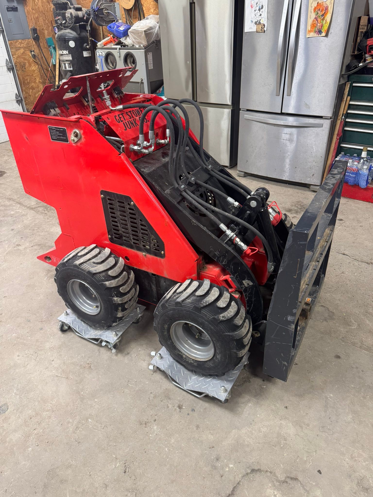ゆゆ Drive motor part number for ft323w excavator?