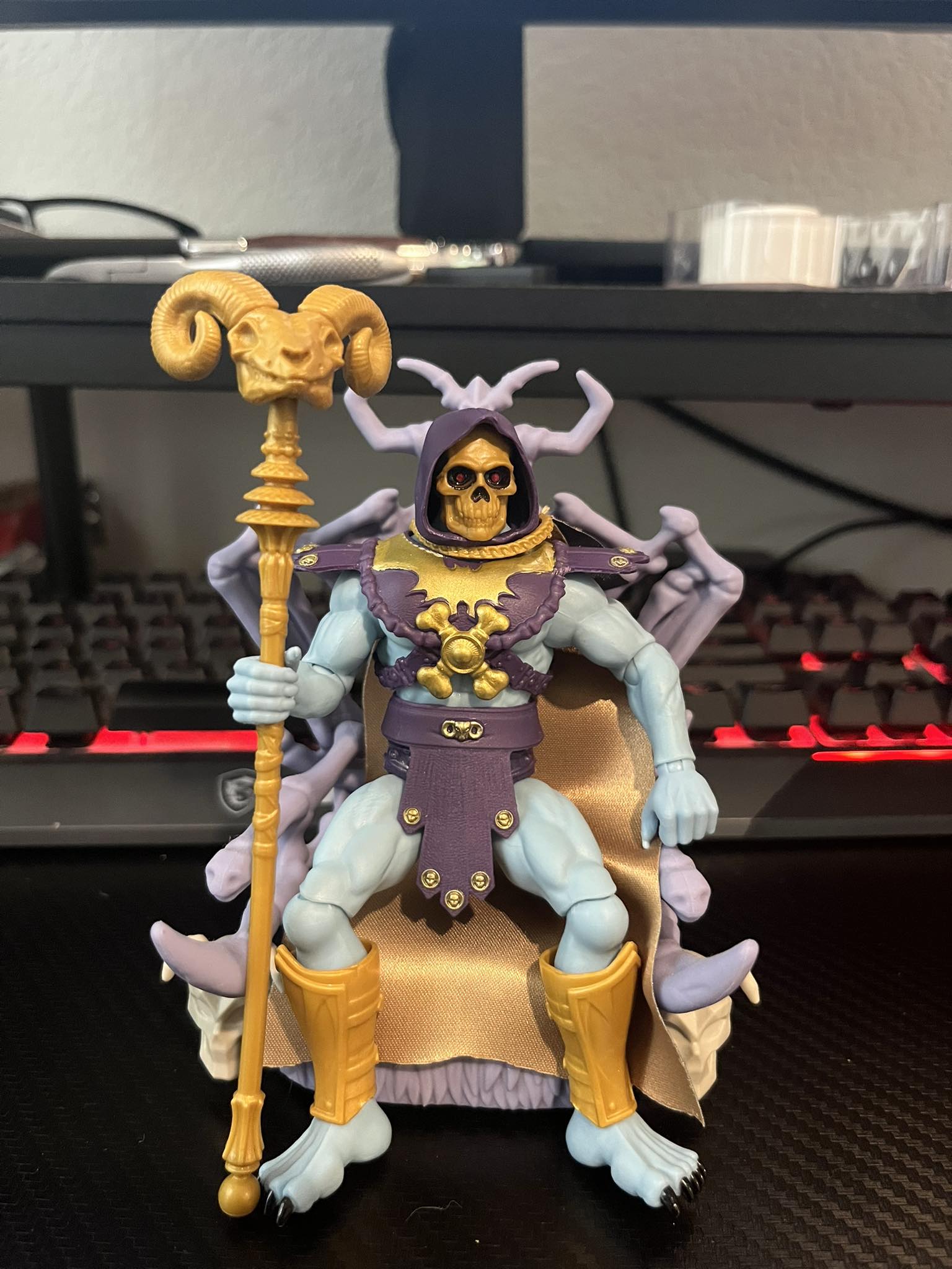 MOTU Skeletor Trono Origins - Action Figure Masters Of The Universe