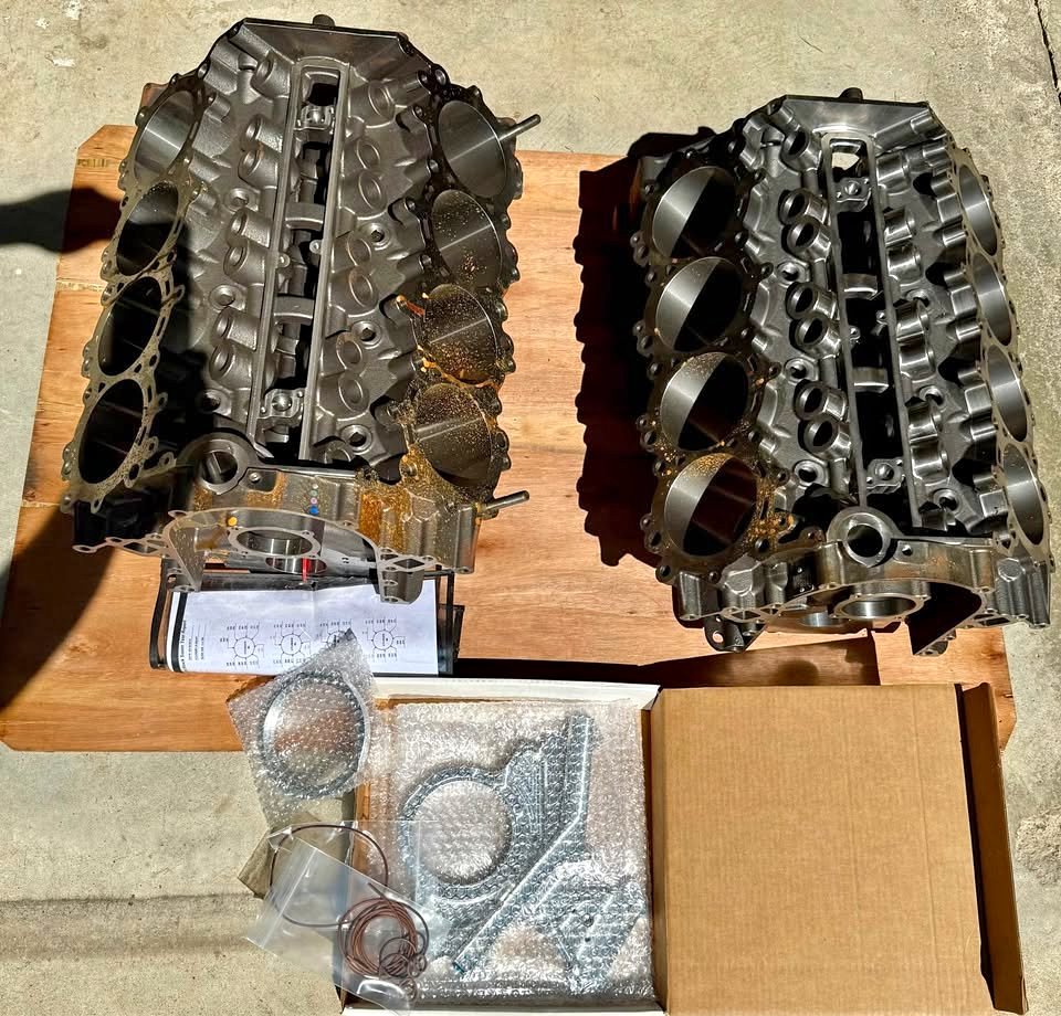 NASCAR Racing Chevrolet R07 Engine Blocks OBO - Car Engines & Engine ...