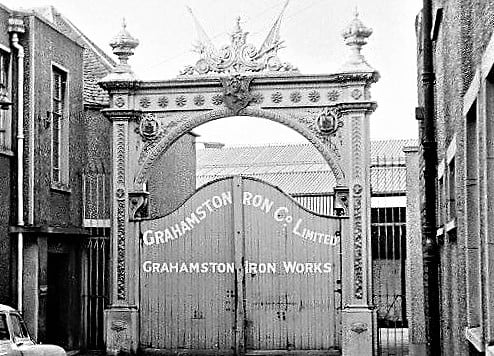 Larbert Views - The Grahamston Gates in situ with company...