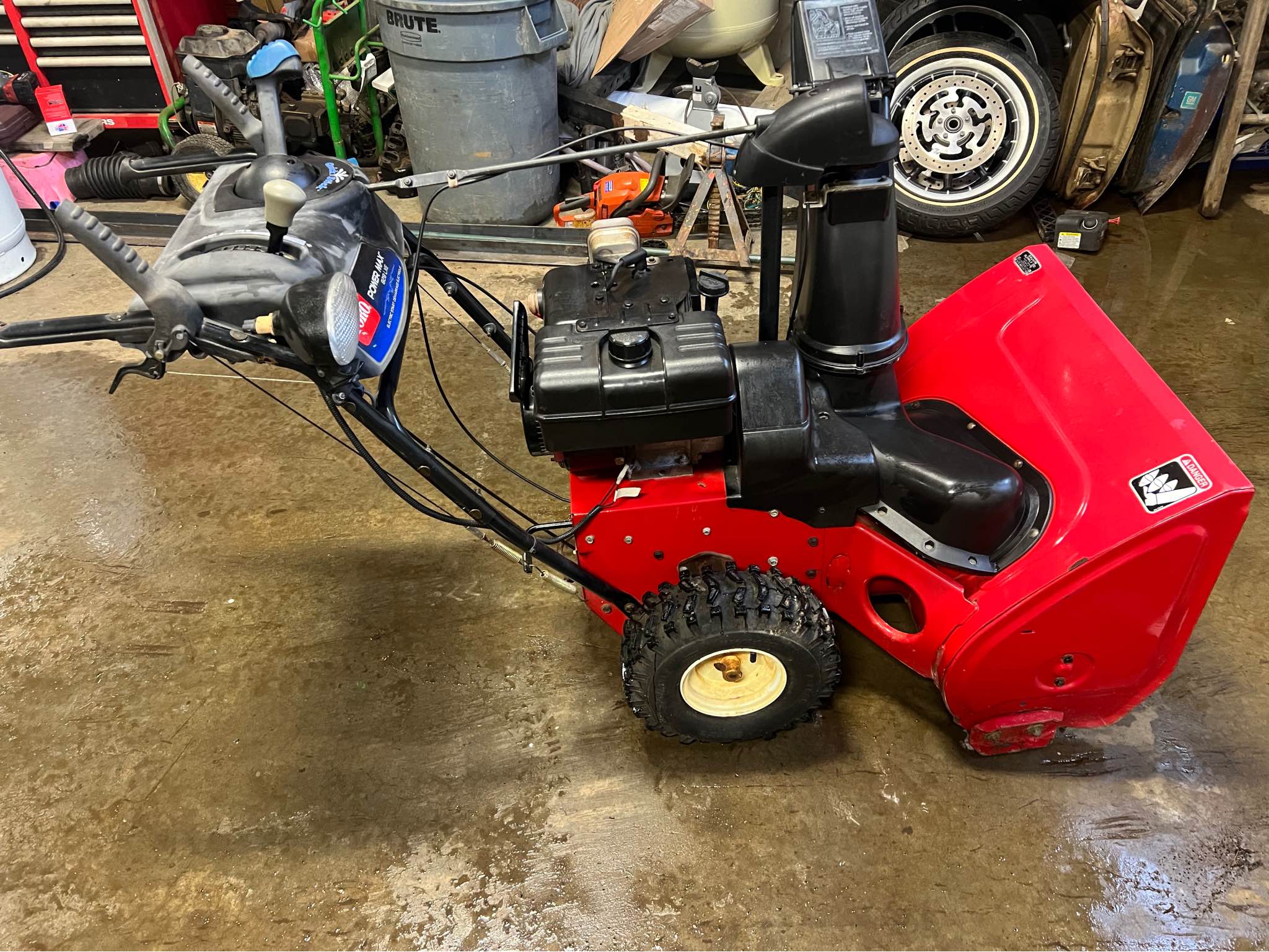 Toro power max 828 lxe - Snow Blowers - Grafton, Massachusetts