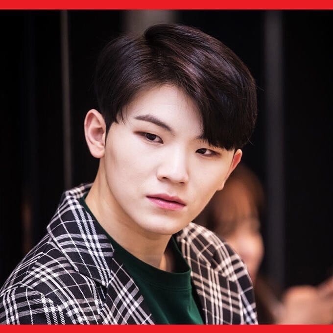 [#Update/21.05.18] #Woozi en la... - Woozi - 우지 Chile | Facebook