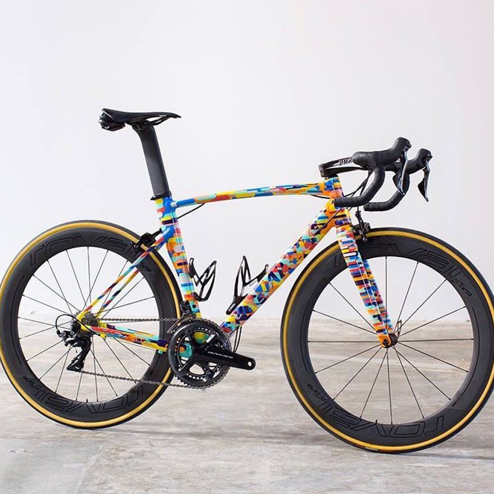 Specialized Allez Sprint with Red Hook Crit paint job 🔴🔵 📸 Bike