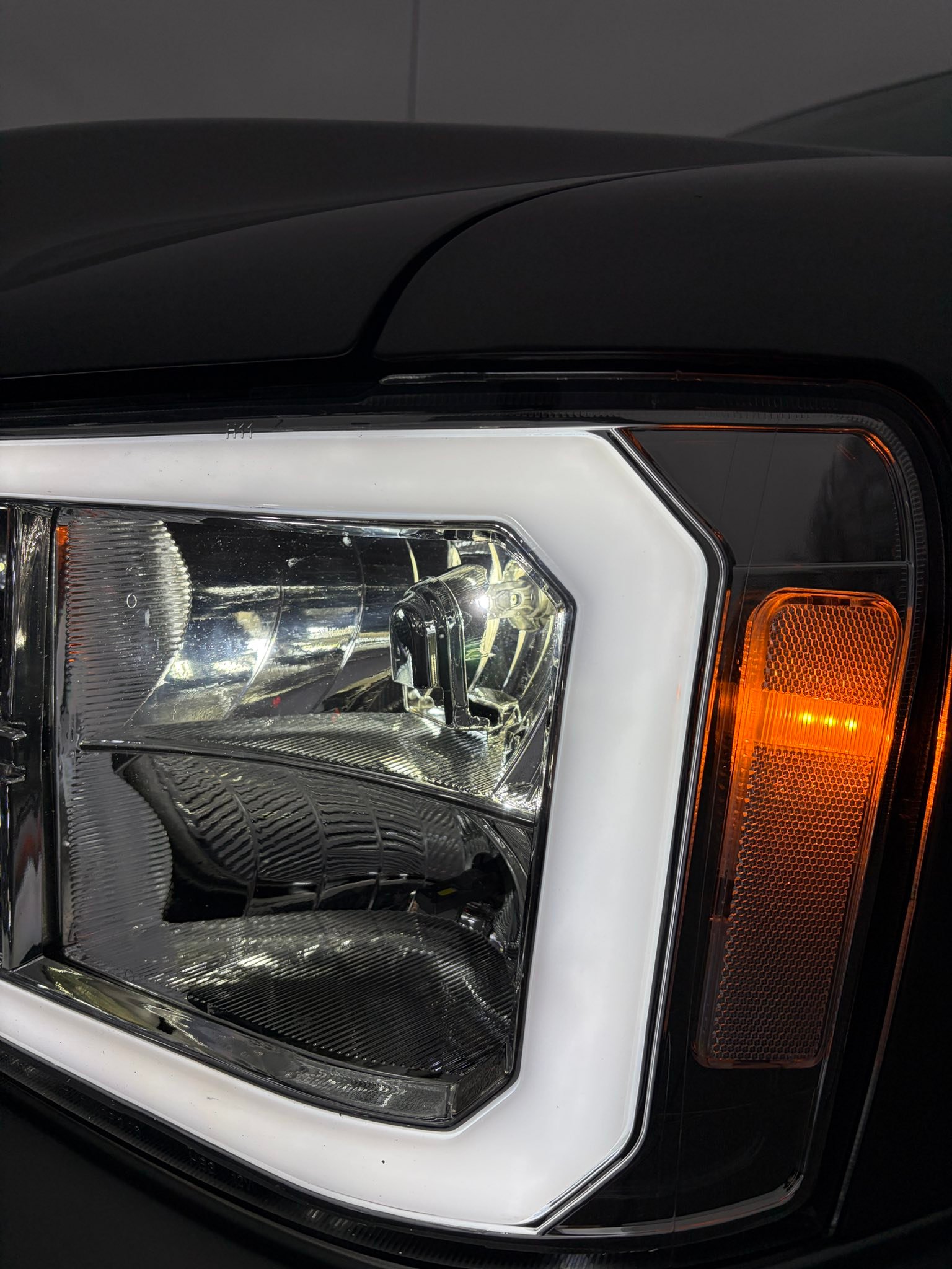 CHROME HOUSING HEADLIGHT+CLEAR CORNER+WHITE LED H8 HID W/FAN FIT 07-14 GMT 900