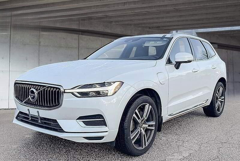 2021 Volvo XC60 Recharge Plug-In Hybrid T8 Inscription Expression ...