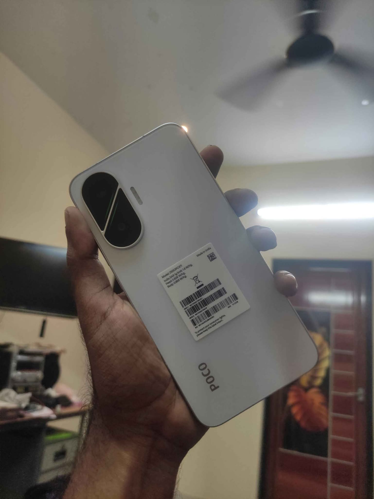 Poco F7 5g New phone just 10 days old 12GB 512GB frost white 2yr 