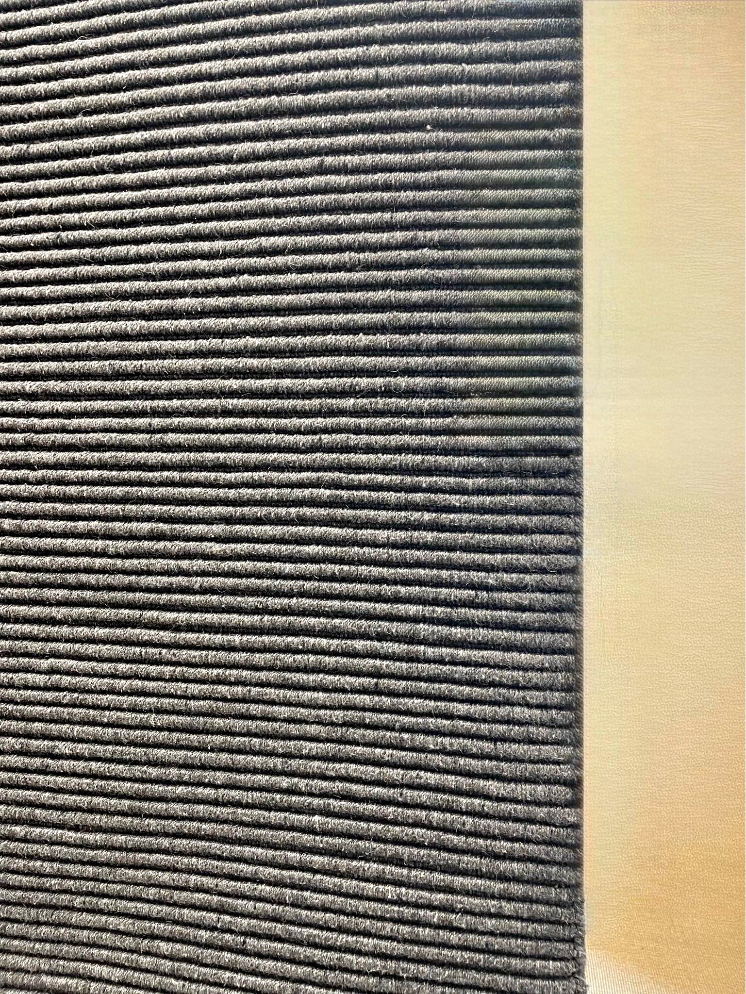 Extra large Freedom Avoca rug in dark grey 300x400 cms. - Area Rugs ...