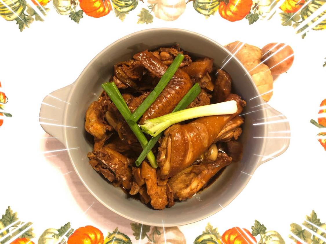 優鮮生 - 👩🏻‍🍳廚房新手零失敗食譜之新年飯篇👍 發達豉油雞🐔 🥘材料： 清遠雞一隻 （約2斤） 䓤 4-5...