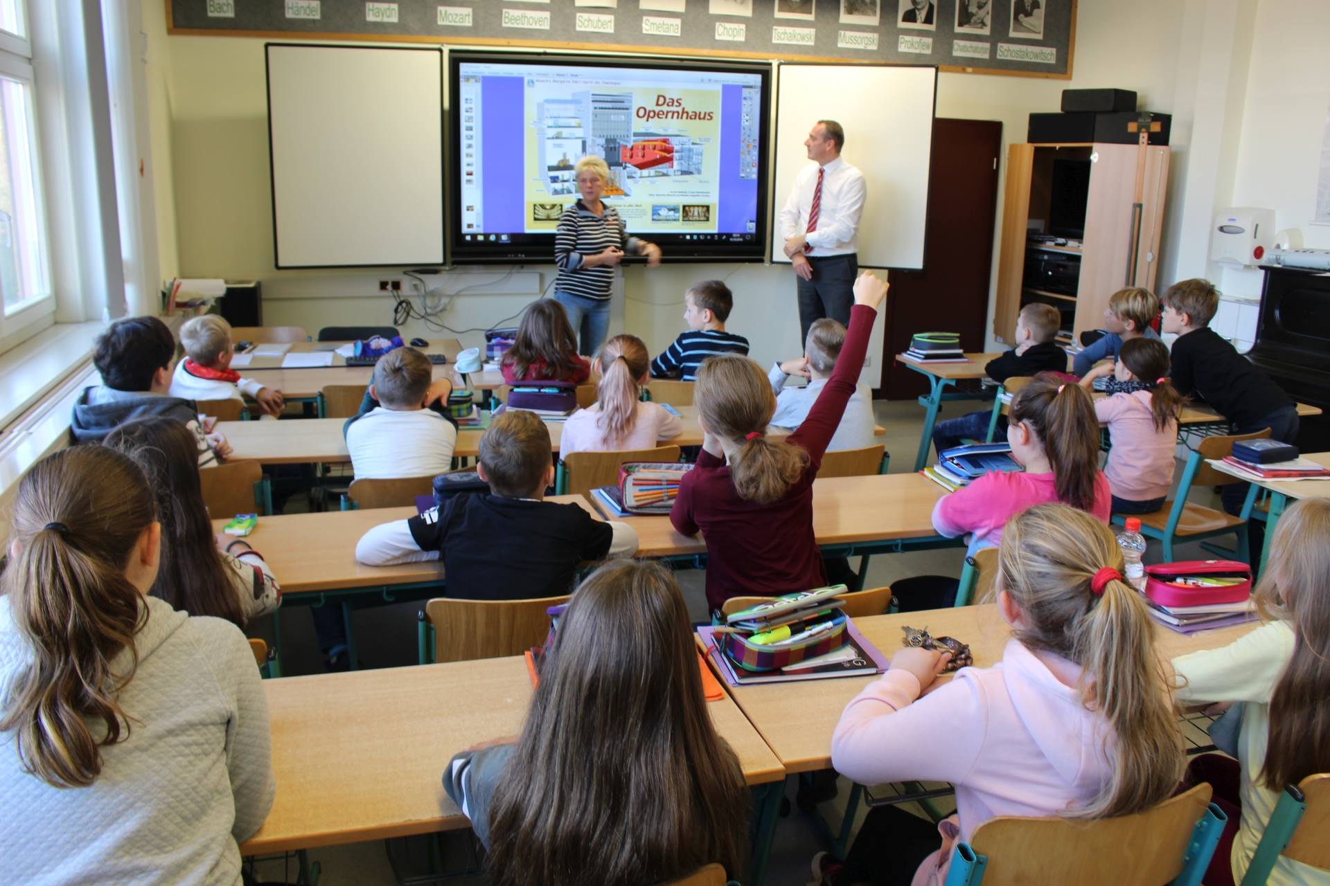 Elsterwelle Elektronische Schultafeln In Der Facebook