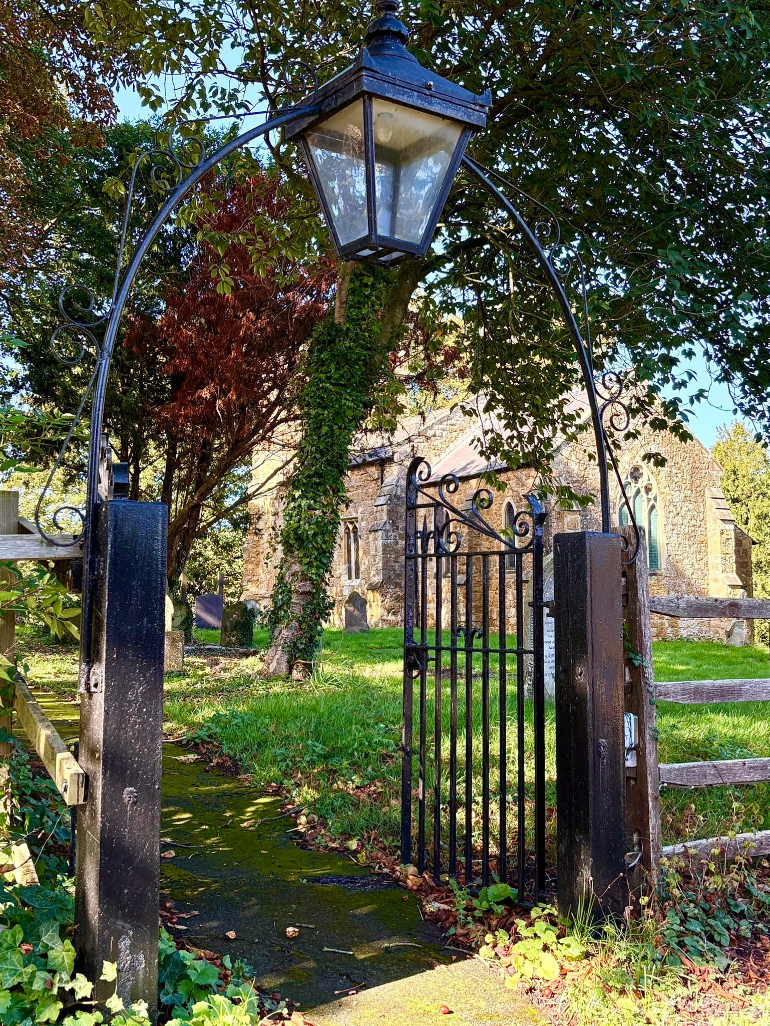 Beautiful Britain | Hatcliffe is a quaint village, south-west of ...