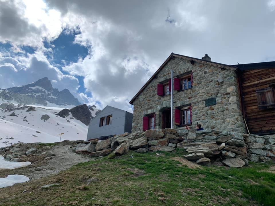 ⚠️ La cabane est ouverte! 🥳🥳... - Cabane des Aiguilles-Rouges | Facebook