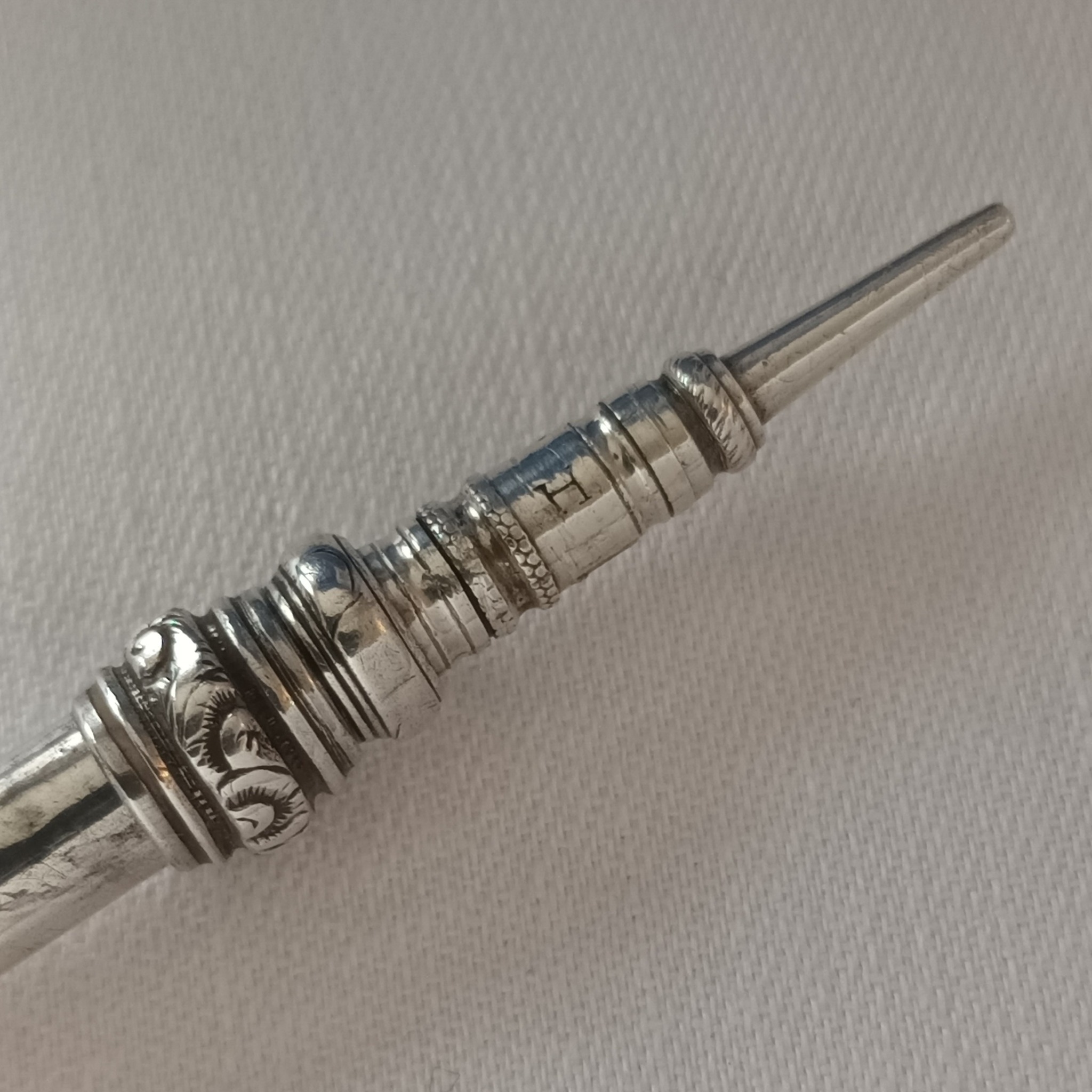 Mosley London silver propelling pencil with unicorn seal