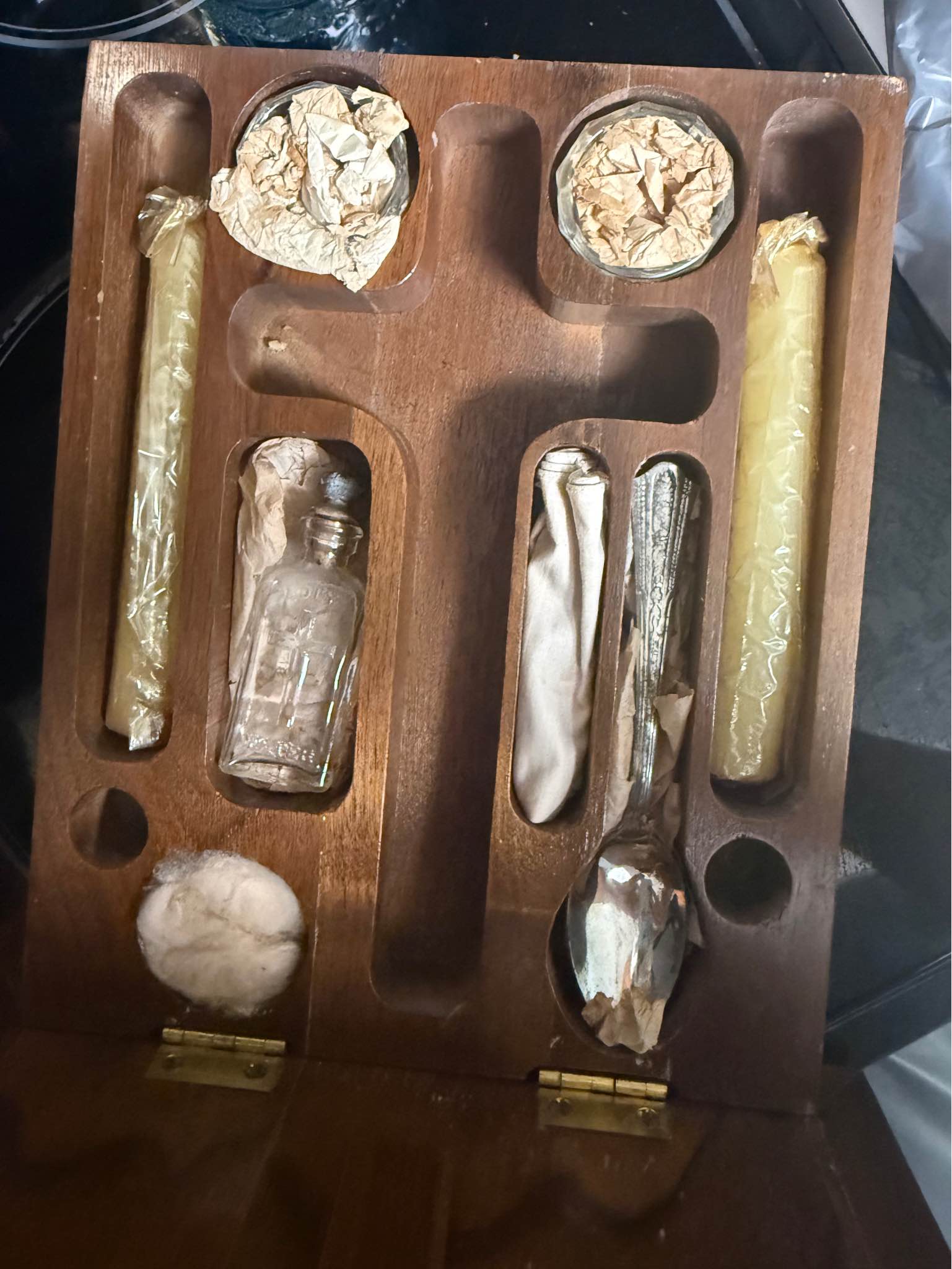 Vintage religious sick call set has wooden case with Warner