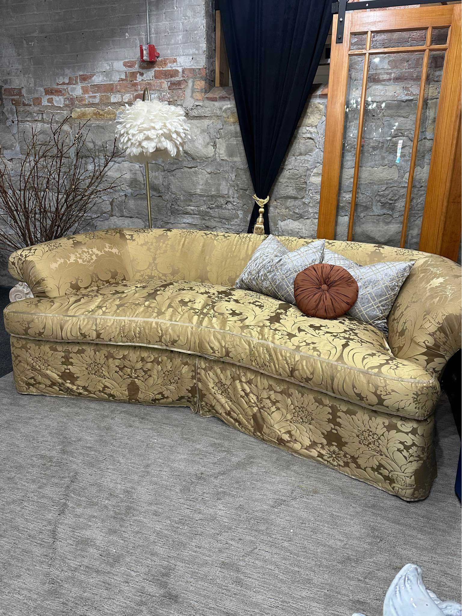 Vintage Couch - emaculate condition - Sofas, Loveseats & Sectionals ...