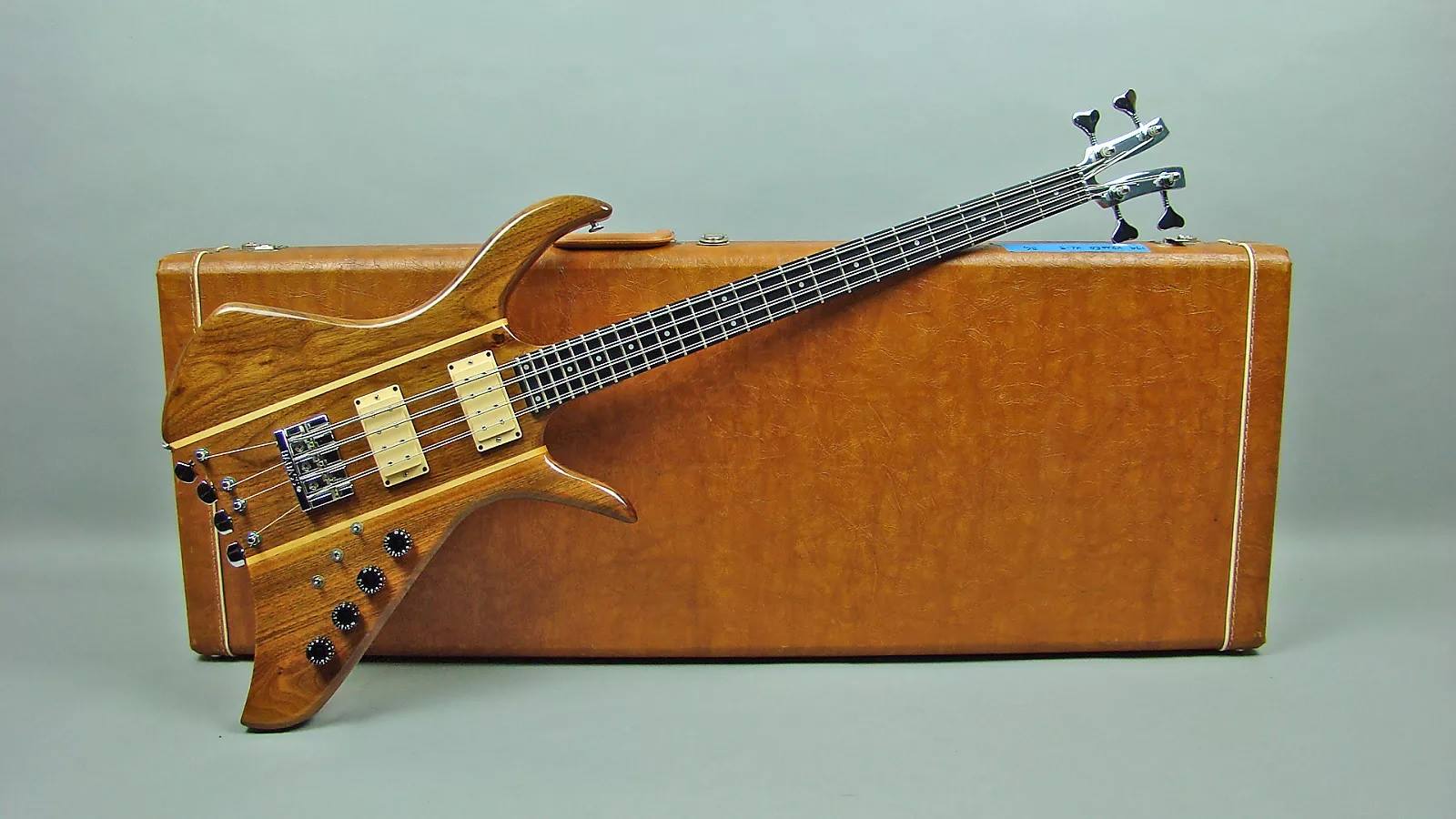 Vintage 80's Kramer XL9 Bass - Kramer guitars - @michael_b_rile