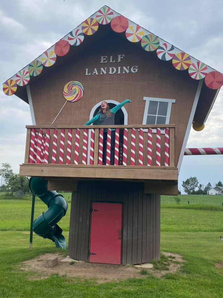 It’s morning and the Elves... - Rooftop Landing Reindeer Farm
