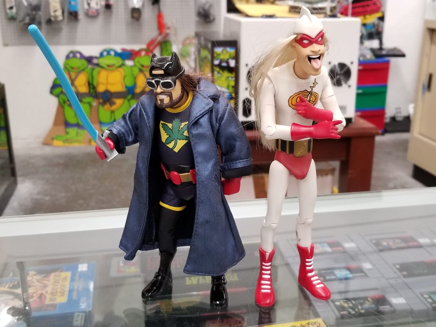 Closer look at Bluntman and Chronic 2 pack via Kevin Smith's ig.
